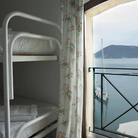 게스트하우스 Scuola Di Mare Santa Teresa *