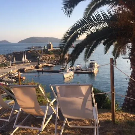 게스트하우스 Scuola Di Mare Santa Teresa *