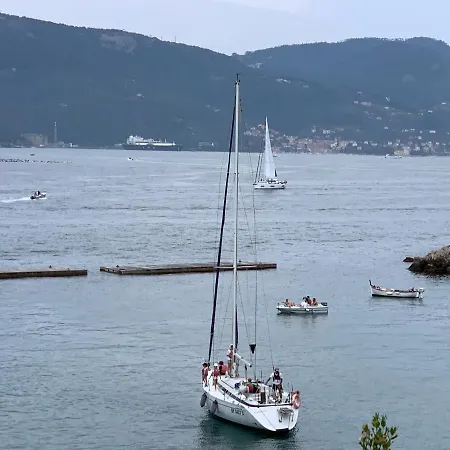 Scuola Di Mare Santa Teresa Penzion Lerici
