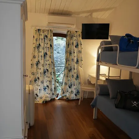 Maison d'hôtes Scuola Di Mare Santa Teresa Lerici